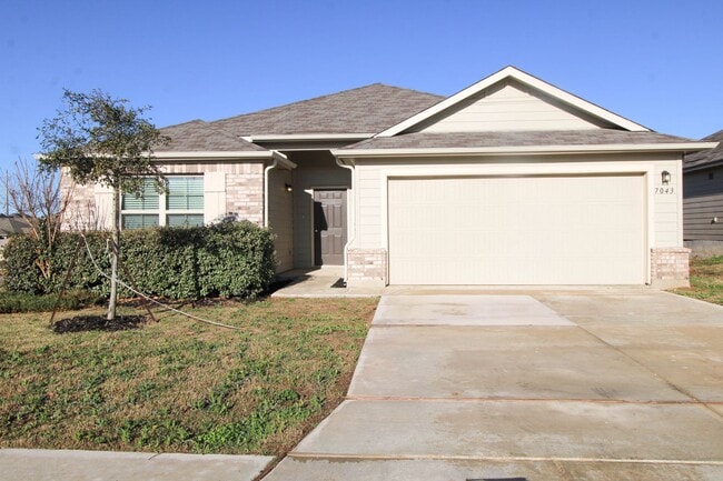 7043 Diamond Vly in San Antonio, TX - Building Photo - Building Photo
