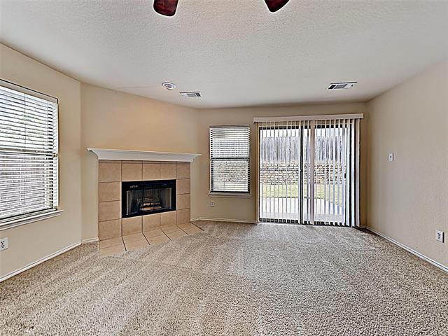 5117 Meridian Ln in Fort Worth, TX - Building Photo - Building Photo