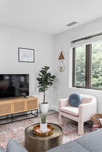 5858 N College Ave in Indianapolis, IN - Building Photo - Building Photo