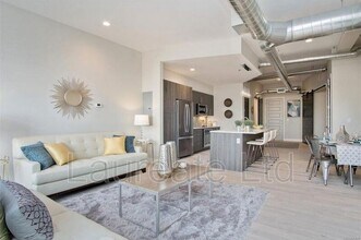3198 Blake St in Denver, CO - Building Photo - Building Photo