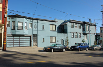 Lone Mountain in San Francisco, CA - Foto de edificio - Building Photo