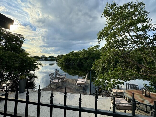 1101 NE 18th Ct in Fort Lauderdale, FL - Building Photo - Building Photo