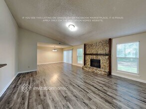 4700 Cricklewood Ln in Charlotte, NC - Building Photo - Building Photo