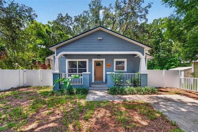 property at 1909 E Henry Ave