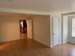 114 S 6th St, Unit Apt. A in Emmaus, PA - Building Photo - Building Photo