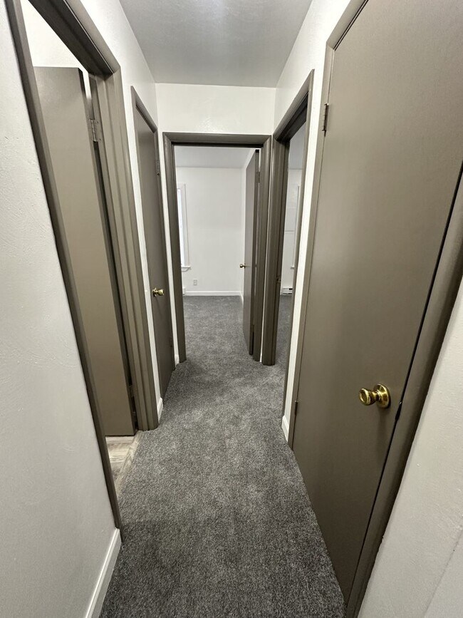 3218 Flanders Ave in Norfolk, VA - Building Photo - Building Photo
