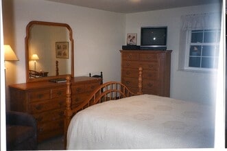 305 Furnace Dr, Unit 305B in Zelienople, PA - Building Photo - Building Photo