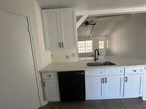 23026 Cranberry Trail in Spring, TX - Foto de edificio - Building Photo