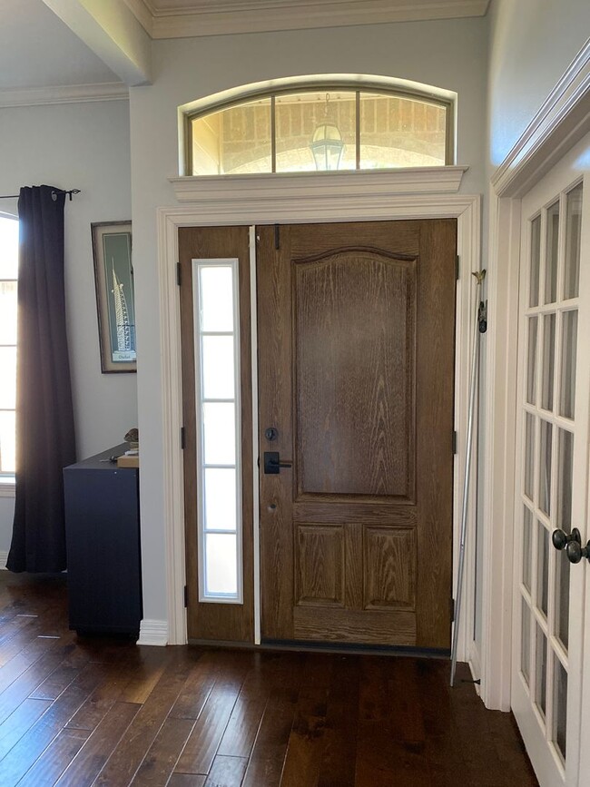 property at 2353 Tallgrass Cir