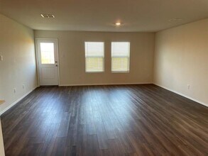 1512 Stonefield Dr in Anna, TX - Building Photo - Building Photo