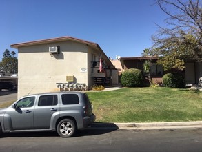 1006 Princeton Ave in Bakersfield, CA - Building Photo - Building Photo