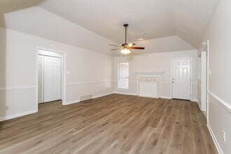 7073 Gleneagles Dr in Memphis, TN - Building Photo - Building Photo