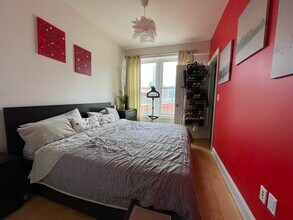110 Tidewater St in Jersey City, NJ - Building Photo - Building Photo
