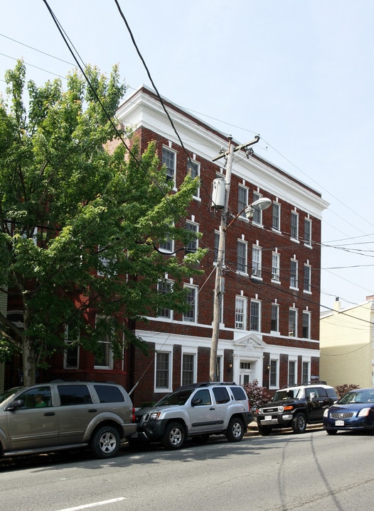 The Brawner in Alexandria, VA - Building Photo