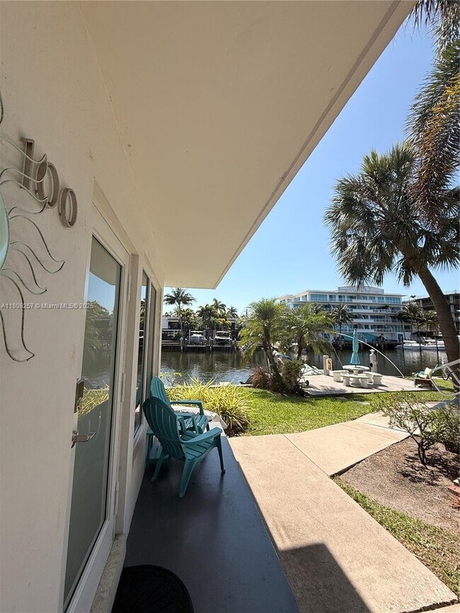 180 Isle of Venice Dr in Fort Lauderdale, FL - Building Photo - Building Photo