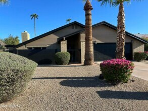 2644 E Sylvia St in Phoenix, AZ - Building Photo - Building Photo