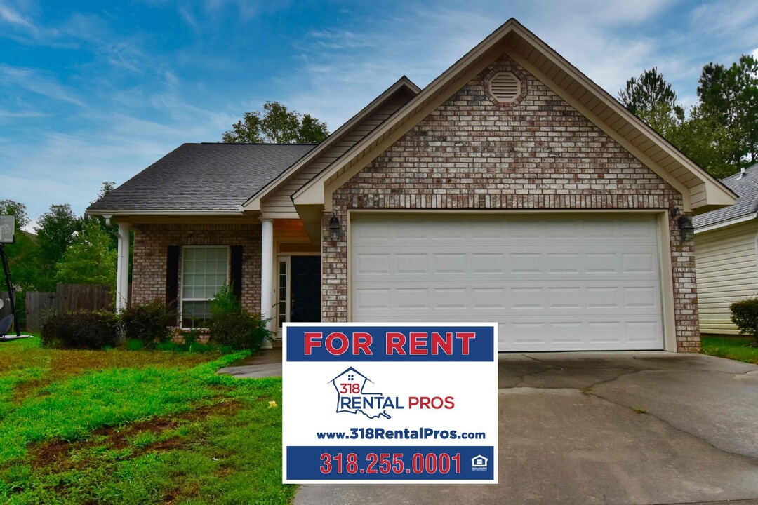 2222 Arabella St in Ruston, LA - Building Photo