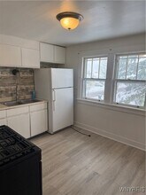 214 Hoover Ave in Buffalo, NY - Building Photo - Building Photo