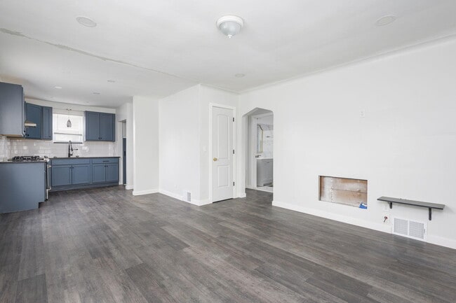 12026 Wayburn St in Detroit, MI - Building Photo - Building Photo