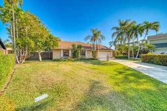 15531 SW 54th Terrace in Miami, FL - Building Photo - Building Photo