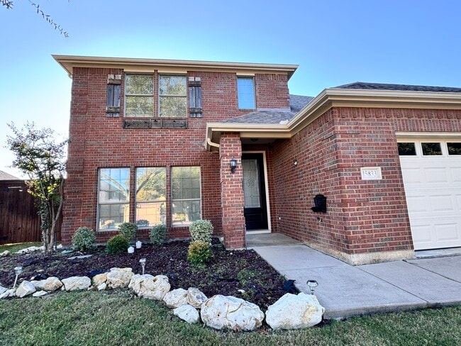 15833 Bent Rose Way in Fort Worth, TX - Building Photo - Building Photo