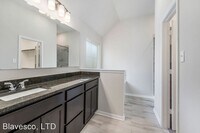 106 Alessandra Way photo'