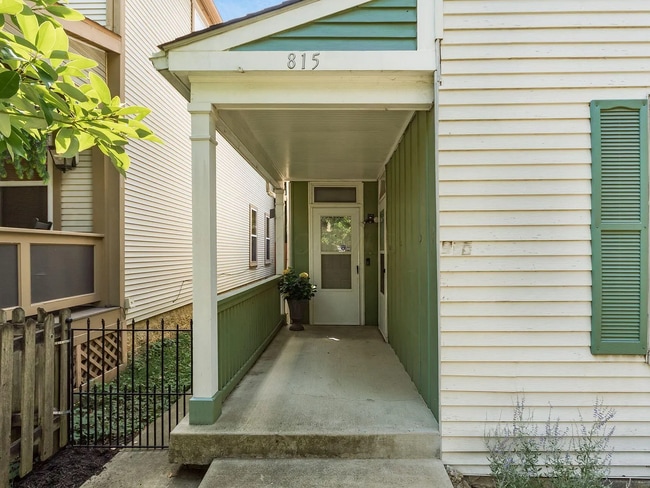 815 Hamlet St, Unit 815 in Columbus, OH - Foto de edificio - Building Photo