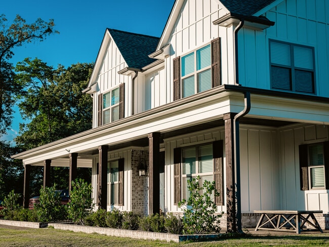 918 Woodford Cv E in Hernando, MS - Building Photo - Building Photo