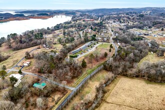 120 Sugar Fork rd in Dandridge, TN - Building Photo - Building Photo