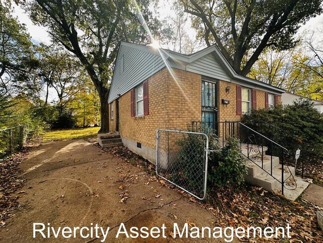 2124 Brighton Rd in Memphis, TN - Building Photo - Building Photo