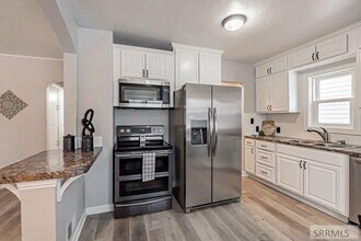 465 3rd St in Idaho Falls, ID - Building Photo - Building Photo