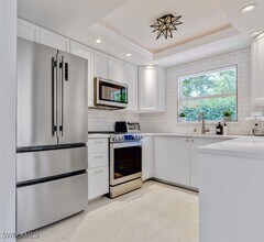 7 Rivard Rd in Naples, FL - Foto de edificio - Building Photo