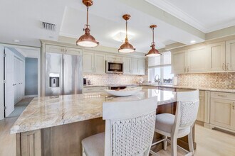 375 S Beach Rd in Jupiter, FL - Building Photo - Building Photo