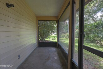 6175 Sequoia Dr in Port Orange, FL - Building Photo - Building Photo