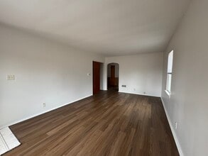 1713 Goff Ave, Unit 4 in Eau Claire, WI - Building Photo - Building Photo