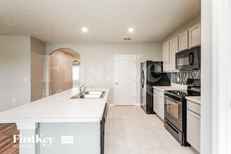 1025 Preserve Dr in Davenport, FL - Building Photo - Building Photo