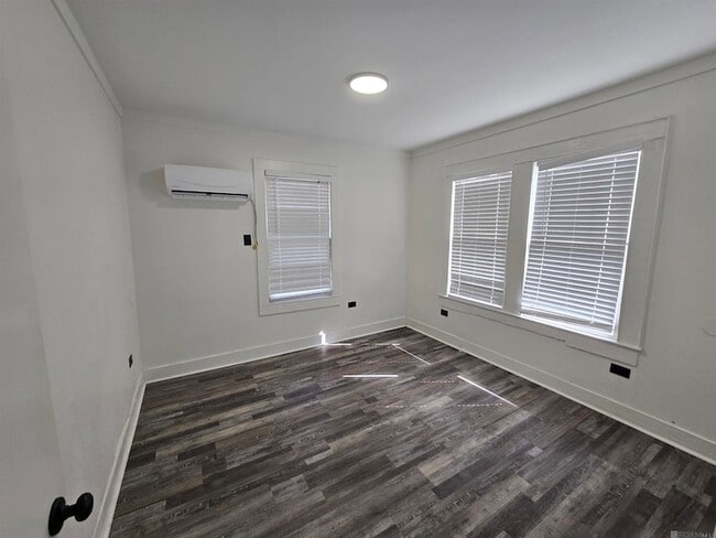 property at 2920 Sherwood St