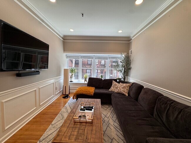 property at 416 Marlborough St