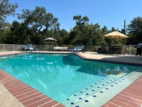 8402 Matthews Ln in Magnolia, TX - Building Photo - Building Photo