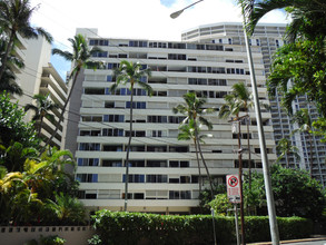 The Kalia in Honolulu, HI - Building Photo - Building Photo