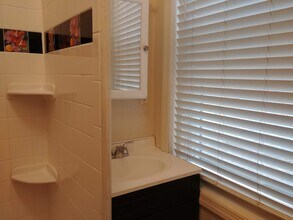 982 N Randolph St in Philadelphia, PA - Building Photo - Building Photo