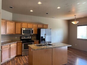 3156 Cross Canyon Ln in Grand Junction, CO - Building Photo - Building Photo
