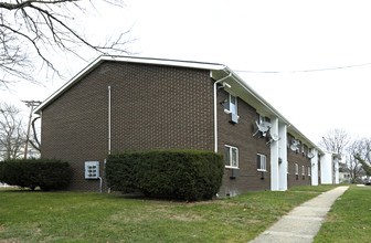 Willow Brook Apartments in Long Branch, NJ - Building Photo - Building Photo