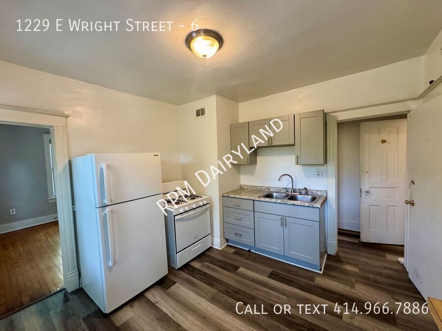 1229 E Wright St in Milwaukee, WI - Foto de edificio