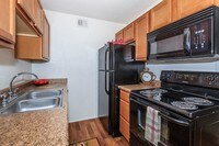 MODERN KITCHEN - Fox Point Apartments in Tucson, Arizona