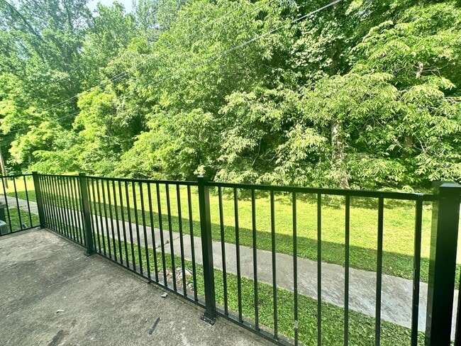 property at 1472 Sherwood Dr