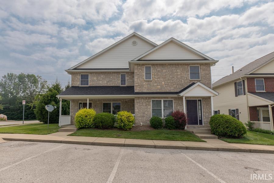 1331 S Stella Dr in Bloomington, IN - Foto de edificio