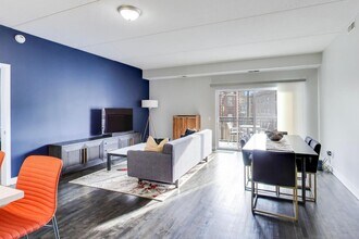 4311 N Sheridan Rd in Chicago, IL - Building Photo - Building Photo