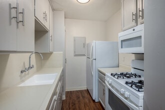 1510 18th St in Sacramento, CA - Foto de edificio - Interior Photo