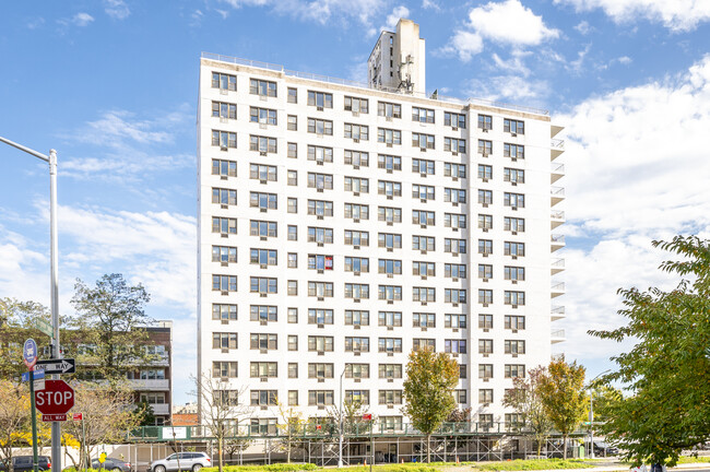 The Westbrook in Brooklyn, NY - Building Photo - Building Photo